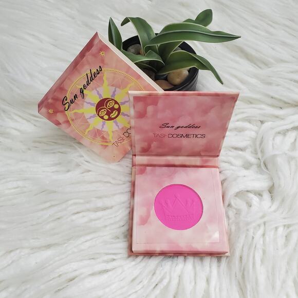 TASH Cosmetics Sun Goddess Hot Pink Eyeshadow Palette - Picture 1 of 4